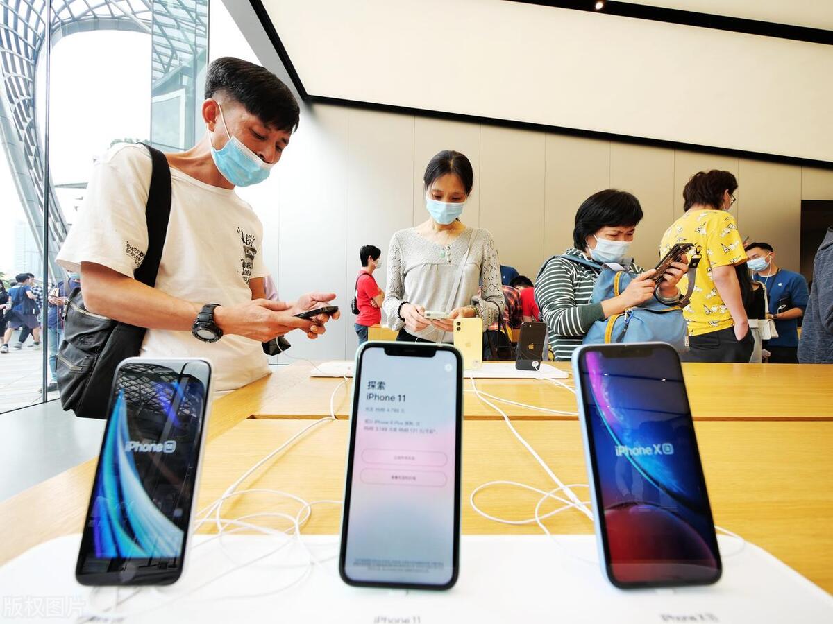 iphone引领一个时代_苹果手机引领手机的发展方向_为什么iPhone总是引领手机市场？
