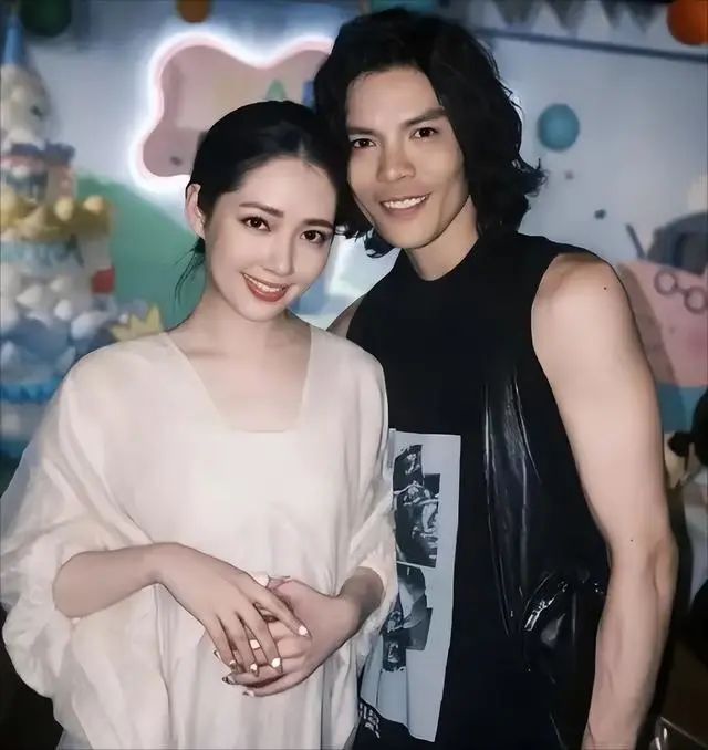 李连杰广告_李连杰dvd广告_李连杰在商业广告中的魅力