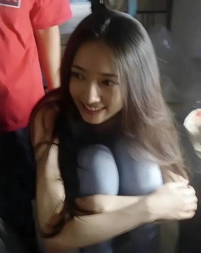李连杰在商业广告中的魅力_李连杰广告_李连杰dvd广告